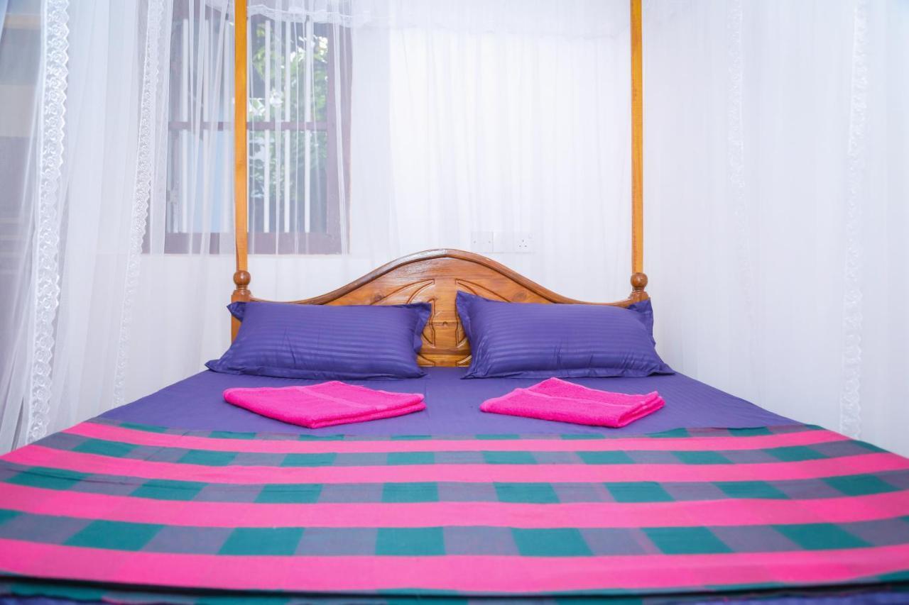 Mango Shade Mirissa Bed and Breakfast Exterior foto