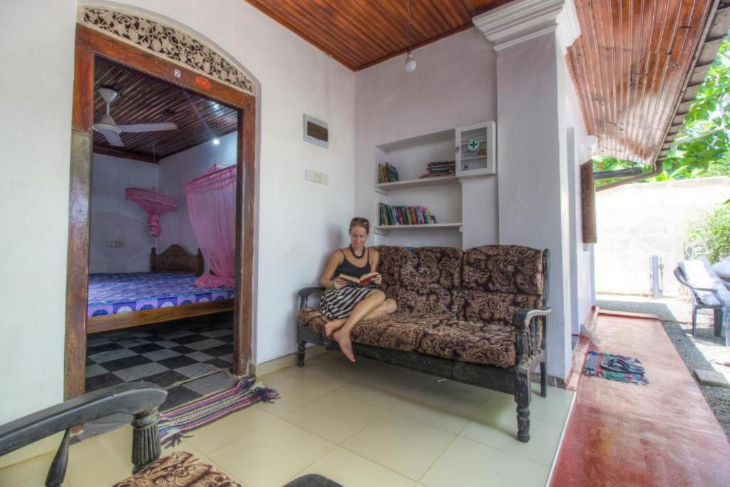 Mango Shade Mirissa Bed and Breakfast Exterior foto